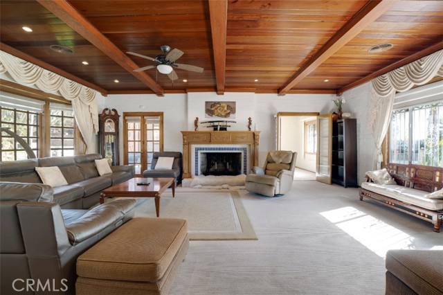 Image 5 of 58 For 2205 Catalina Street