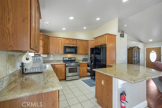 Detail Gallery Image 25 of 48 For 22301 Westwood Bld, Tehachapi,  CA 93561 - 3 Beds | 2 Baths