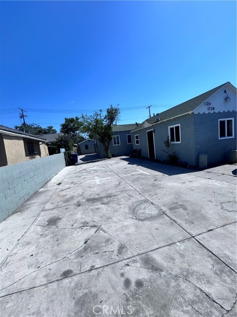 1728 W 55th Street, Los Angeles CA: https://media.crmls.org/medias/d8395e62-ebb6-4966-8a28-241a3cb4edcf.jpg