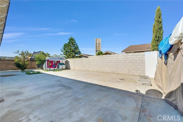 Detail Gallery Image 27 of 32 For 9318 Marcona Avenue, Fontana,  CA 92335 - 4 Beds | 2 Baths