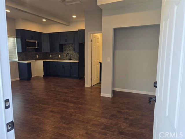 27513 Stanford Drive, Temecula CA: https://media.crmls.org/medias/d8397757-bb01-4078-a778-f88c648d51ea.jpg