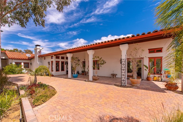 30505 Sloan Canyon Road, Castaic CA: https://media.crmls.org/medias/d8399f0e-c0a4-4410-9083-4d4b5c57597f.jpg