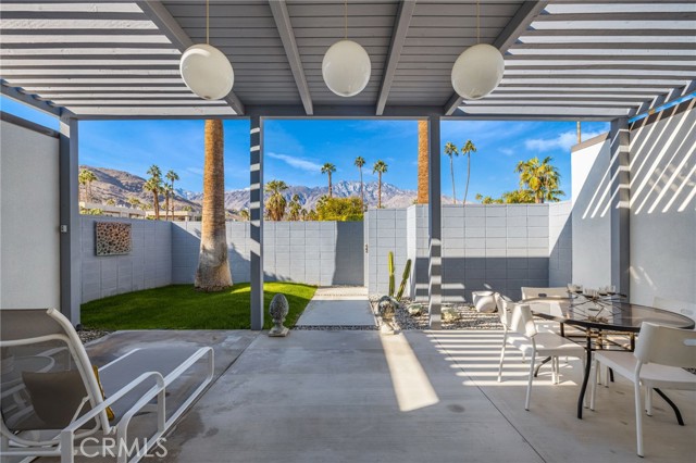 Detail Gallery Image 12 of 34 For 2550 S Broadmoor Dr, Palm Springs,  CA 92264 - 2 Beds | 2 Baths