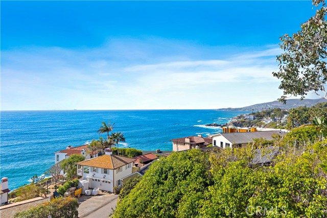 Detail Gallery Image 41 of 69 For 2623 Victoria Dr, Laguna Beach,  CA 92651 - 4 Beds | 3/1 Baths