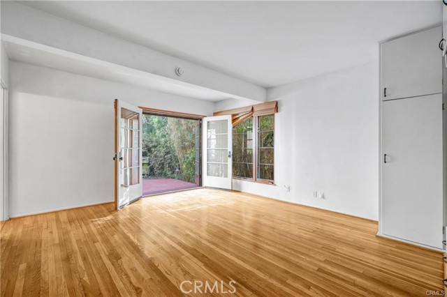 Detail Gallery Image 17 of 24 For 2007 Glenneyre St, Laguna Beach,  CA 92651 - 2 Beds | 2 Baths