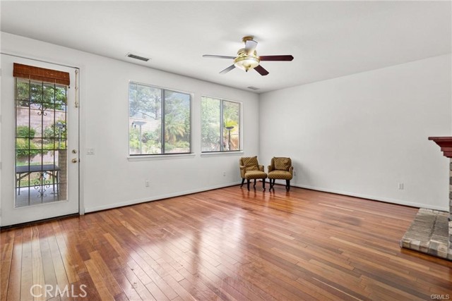 1571 Bison Street, Upland CA: https://media.crmls.org/medias/d83baeb7-3858-4a2a-acbf-f91a8b5d4238.jpg