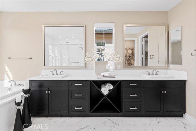 Detail Gallery Image 25 of 60 For 91 Pelican, Irvine,  CA 92618 - 4 Beds | 4/1 Baths