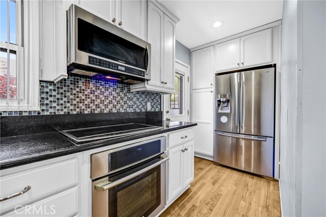 Detail Gallery Image 9 of 33 For 2032 Royal Oaks Dr, Duarte,  CA 91010 - 3 Beds | 2 Baths