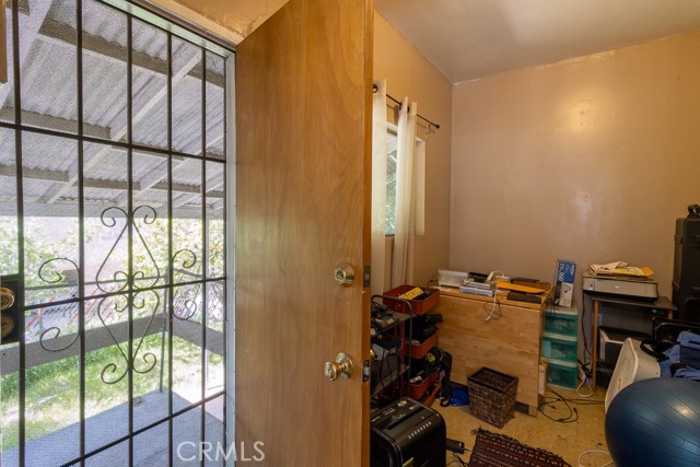 Detail Gallery Image 40 of 55 For 2530 Ganahl St, Los Angeles,  CA 90033 - 5 Beds | 2 Baths