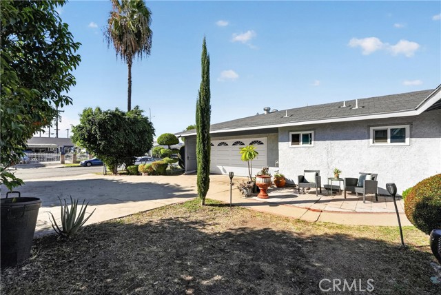 18807 Elizondo Street photo 3