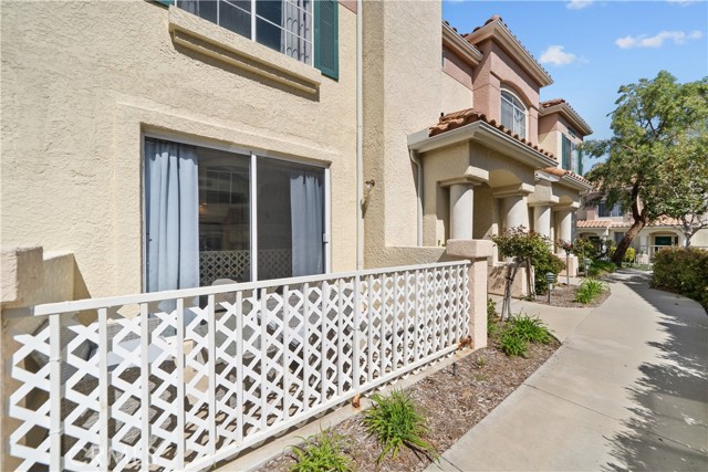 Detail Gallery Image 25 of 33 For 18122 Flynn Dr #3106,  Canyon Country,  CA 91387 - 2 Beds | 3 Baths