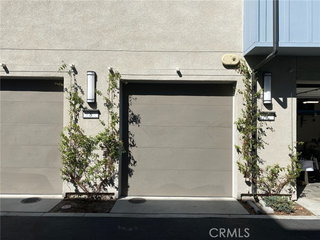 Detail Gallery Image 2 of 21 For 947 N Divino Privado #9,  Ontario,  CA 91764 - 3 Beds | 2/1 Baths