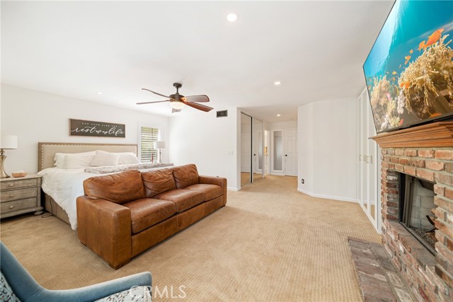 Detail Gallery Image 42 of 67 For 24224 Creekside Dr, Newhall,  CA 91321 - 5 Beds | 3 Baths