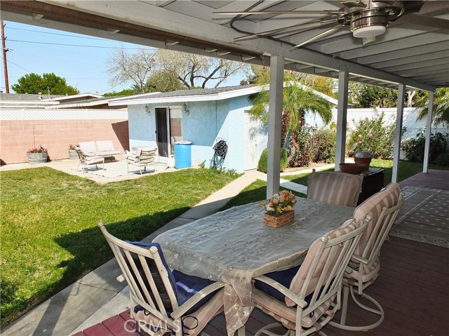 Image 37 of 43 For 6151 Wentworth