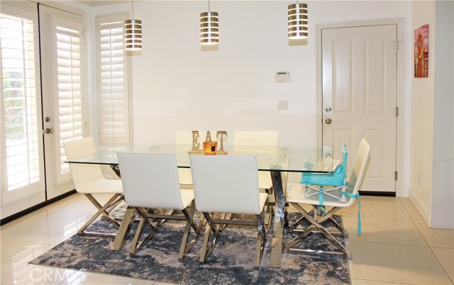 6386 Silent Harbor Drive, Huntington Beach CA: https://media.crmls.org/medias/d83e0fb3-9133-451f-a67a-2c802f1a3e93.jpg
