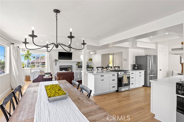 128 Esplanade, San Clemente CA: https://media.crmls.org/medias/d83e2c04-bf78-4405-939a-f4077d6b8b50.jpg