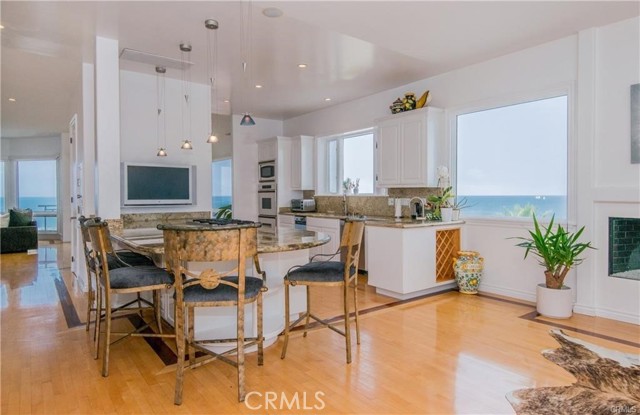 Detail Gallery Image 14 of 36 For 115 Waterview St, Playa Del Rey,  CA 90293 - 4 Beds | 4 Baths