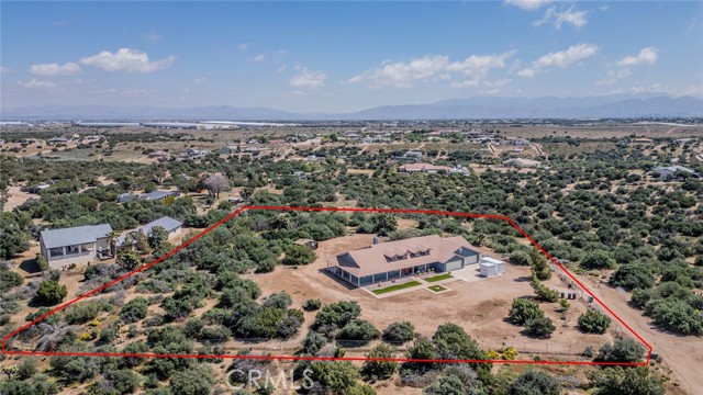 Detail Gallery Image 45 of 50 For 10636 Larch, Oak Hills,  CA 92344 - 5 Beds | 3 Baths