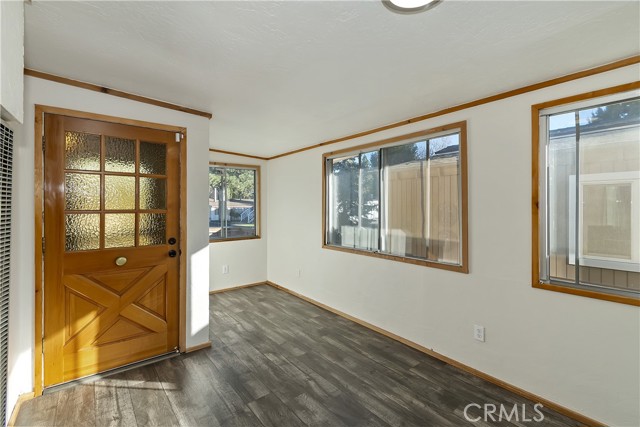 391 Montclair Dr #41, Big Bear City CA: https://media.crmls.org/medias/d83f18f7-00f3-4508-b727-34bc19a4ed14.jpg