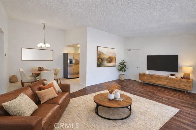 Front Image Thumbnail for CROC25265520