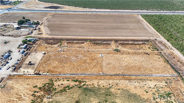 23174 Road 6, Chowchilla CA: https://media.crmls.org/medias/d83fdd61-c86f-4382-a449-d264b6554368.jpg