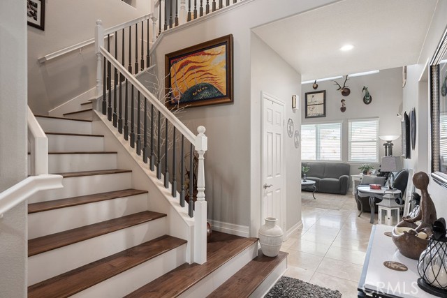 Detail Gallery Image 16 of 75 For 29648 Pebble Beach Dr, Murrieta,  CA 92563 - 5 Beds | 3 Baths