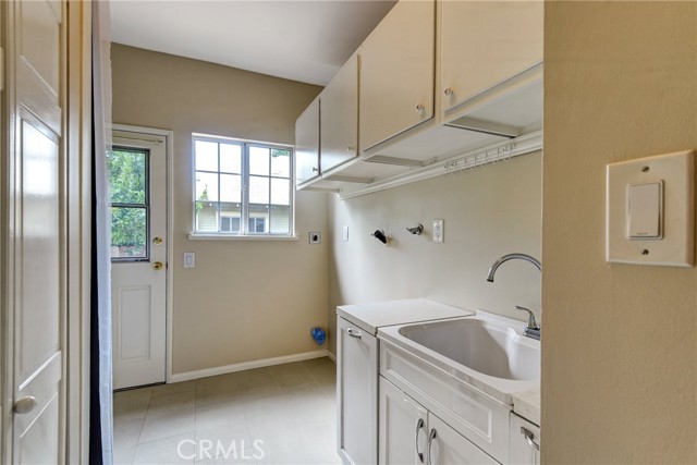 2364 6th Street, La Verne CA: https://media.crmls.org/medias/d8436af3-6be4-488a-aec9-22d56293a65d.jpg