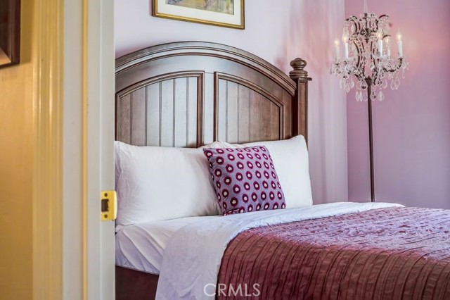 Detail Gallery Image 15 of 44 For 700 Booth Way, Big Bear City,  CA 92314 - 3 Beds | 2 Baths