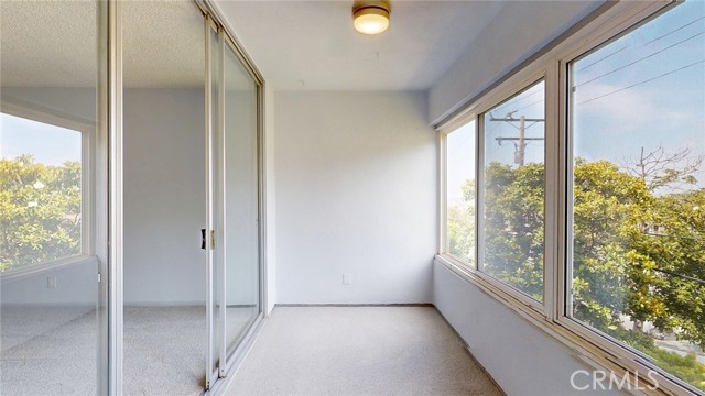 649 Paseo De La Playa, Redondo Beach CA: https://media.crmls.org/medias/d843f9bb-7366-4c92-9ef0-ed595f4436dd.jpg