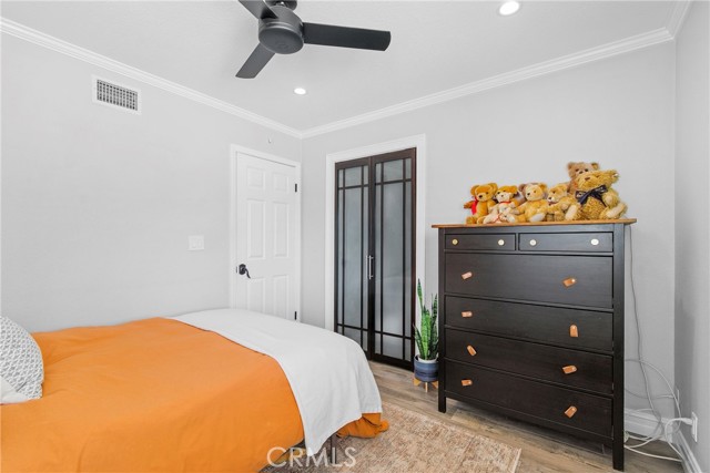 Detail Gallery Image 30 of 51 For 15551 Aulnay Ln, Huntington Beach,  CA 92647 - 3 Beds | 2 Baths