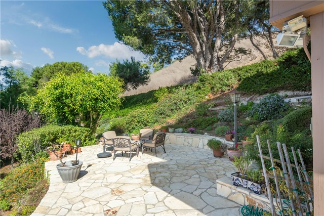 1344 Via Romero, Palos Verdes Estates, California 90274, 3 Bedrooms Bedrooms, ,4 BathroomsBathrooms,Residential,For Sale,Via Romero,PV24218235