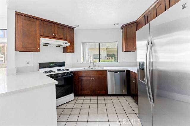 Detail Gallery Image 23 of 28 For 42 Brownfield Ln, Pomona,  CA 91766 - 3 Beds | 2/1 Baths