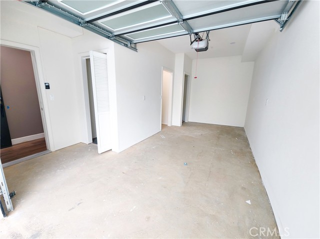 Detail Gallery Image 11 of 12 For 11257 Tiara St #1/2,  North Hollywood,  CA 91601 - 4 Beds | 3/1 Baths