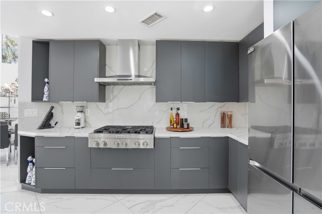 Detail Gallery Image 15 of 56 For 7600 Southby, West Hills,  CA 91304 - 5 Beds | 5 Baths