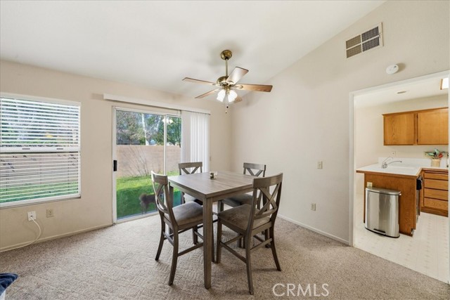 Detail Gallery Image 8 of 41 For 717 Balsam Way, Hemet,  CA 92545 - 2 Beds | 2 Baths