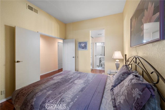 2601 S Broadmoor Drive, Palm Springs CA: https://media.crmls.org/medias/d84c5842-3715-46d1-9ee6-b73d7c85b889.jpg