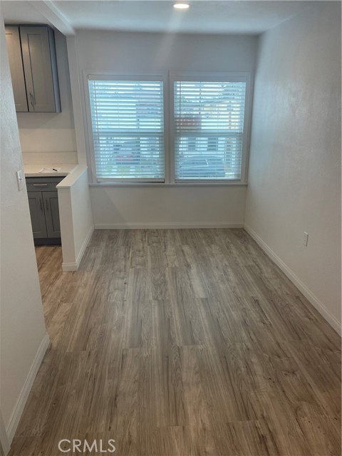 Detail Gallery Image 2 of 15 For 310 E 81st, Los Angeles,  CA 90003 - 1 Beds | 1 Baths