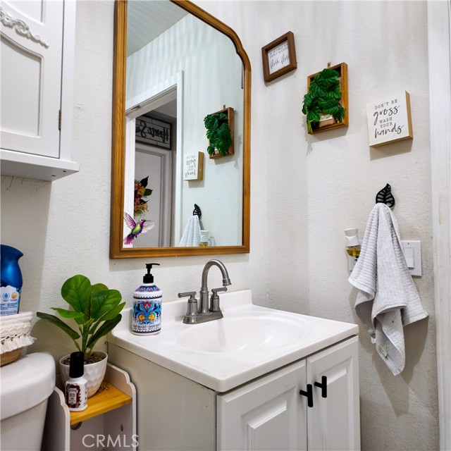 Detail Gallery Image 15 of 23 For 9754 5th Ave, Hesperia,  CA 92345 - 2 Beds | 1 Baths
