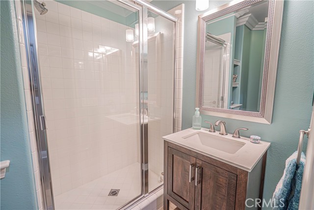 Detail Gallery Image 25 of 53 For 23321 Cuestport Dr, Valencia,  CA 91354 - 5 Beds | 4 Baths