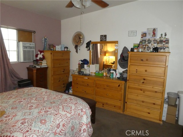 Detail Gallery Image 25 of 39 For 670 Keenan Ave, Los Angeles,  CA 90022 - – Beds | – Baths