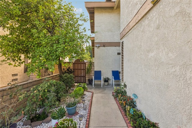 876 SAN PABLO Way, Duarte CA: https://media.crmls.org/medias/d84f8311-0564-4fdb-817f-ea8f4f2de393.jpg