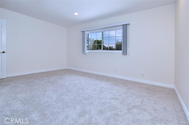 23937 Pentland Street photo 25