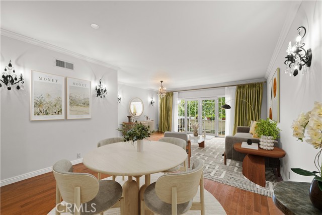 Detail Gallery Image 2 of 33 For 1228 N La Cienega Bld #203,  West Hollywood,  CA 90069 - 2 Beds | 2 Baths