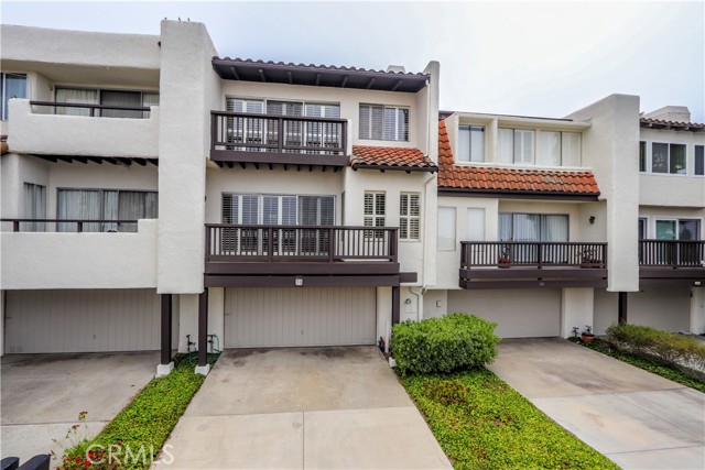 30 Cypress Way, Rolling Hills Estates, California 90274, 2 Bedrooms Bedrooms, ,2 BathroomsBathrooms,Residential,Sold,Cypress,PV22094037
