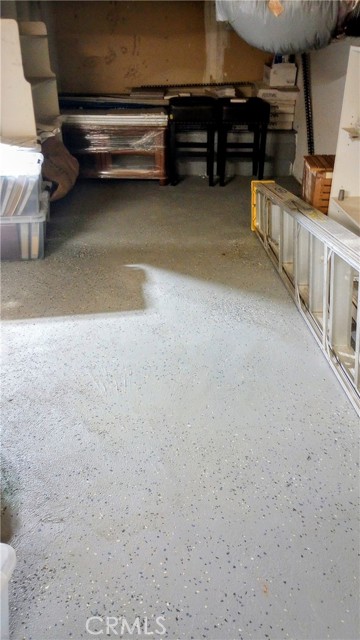 Detail Gallery Image 34 of 37 For 16276 Pacific Cir, Huntington Beach,  CA 92649 - 3 Beds | 5/1 Baths