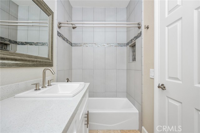Detail Gallery Image 22 of 37 For 28511 Trento Way, Lake Forest,  CA 92679 - 2 Beds | 2/1 Baths