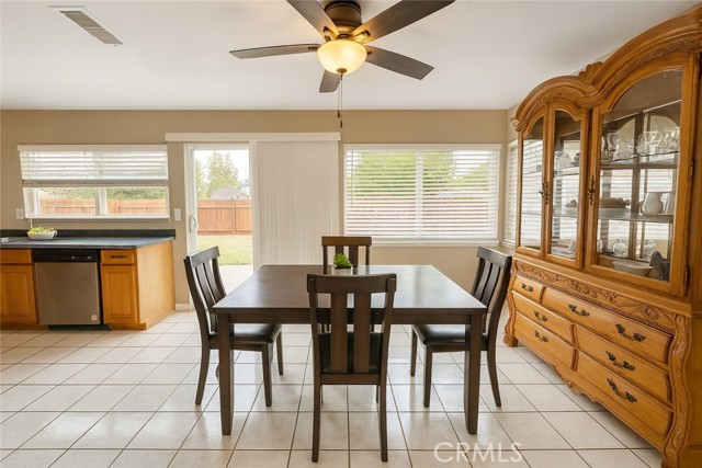 Detail Gallery Image 5 of 11 For 7073 New Mexico, Riverside,  CA 92506 - 3 Beds | 2 Baths