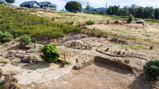 21541 Yankee Valley Road, Hidden Valley Lake CA: https://media.crmls.org/medias/d852cab8-5569-4f6d-ac60-5c63803b89b0.jpg