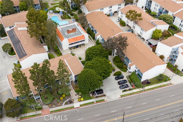 615 Prospect Avenue, Redondo Beach, California 90277, 2 Bedrooms Bedrooms, ,2 BathroomsBathrooms,Residential,Sold,Prospect,SB24107105