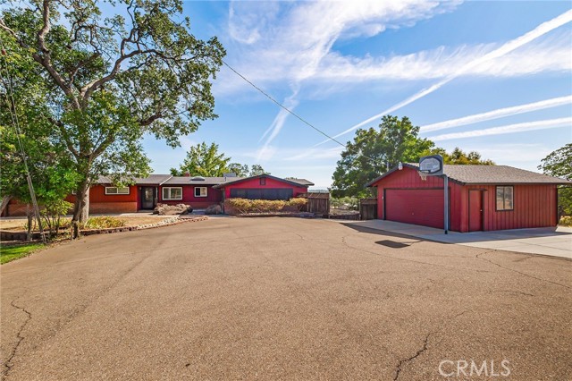 Detail Gallery Image 4 of 55 For 14105 Calle Privada, Red Bluff,  CA 96080 - 4 Beds | 2/1 Baths